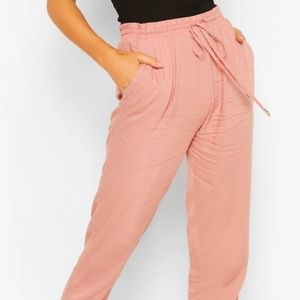 Boohoo Relaxed Fit Casual Blush Joggers 2/$30
